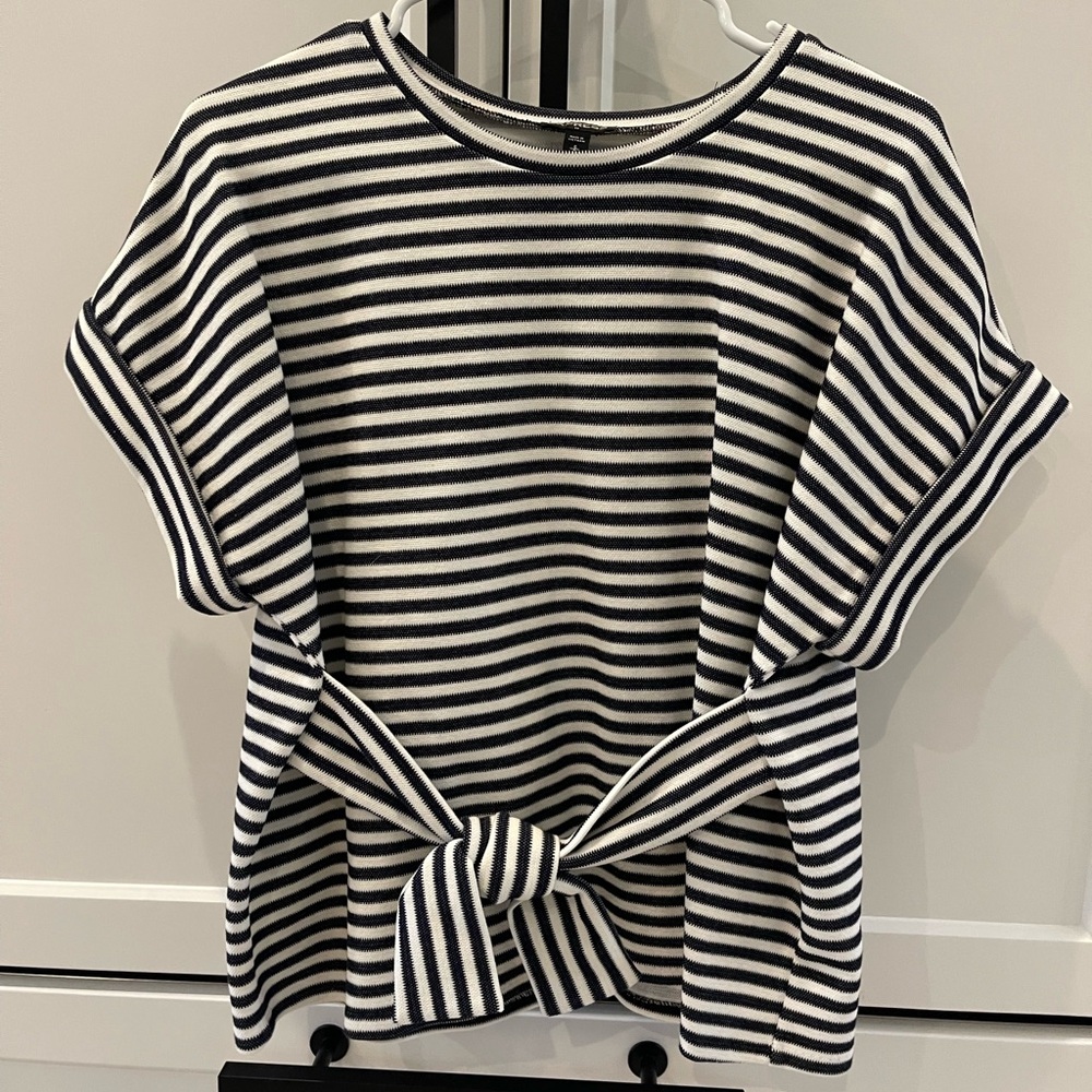 Express Tie Front Top - Small